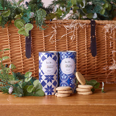 Stein's Sweet Christmas Box with Champagne